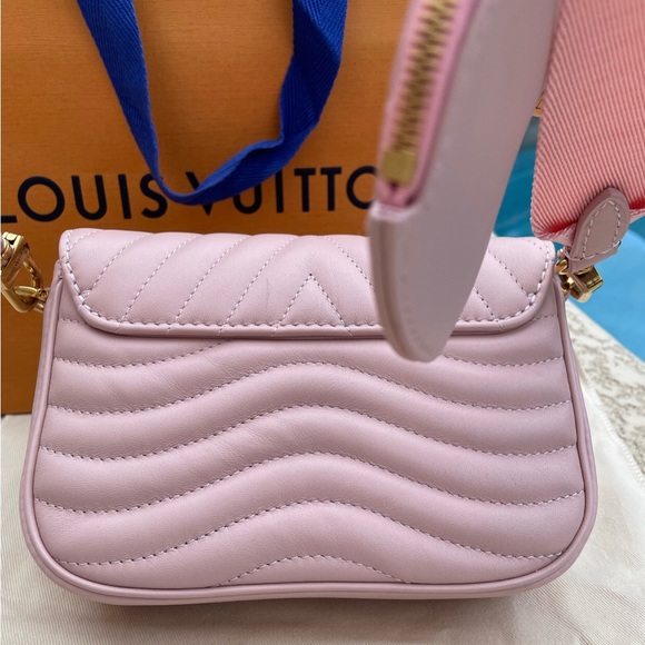 Louis Vuitton Wave Multi-Pochette Crossbody( Rose Ballerina) - Picture 7 of 11